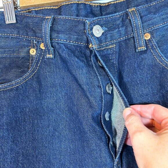 Levis 501XX Shrink-To-Fit Original Button-fly Dark Wash Jeans Mens 32 x 31 - Picture 4 of 8